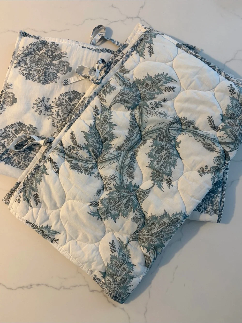 Pottery Barn Blue Motif Shani Reversible Standard Sham 26 X 20 Floral - SET OF 2